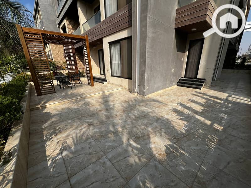 37 WhatsApp Image 2025-12-11 at 16.14. 33 (1). jpeg