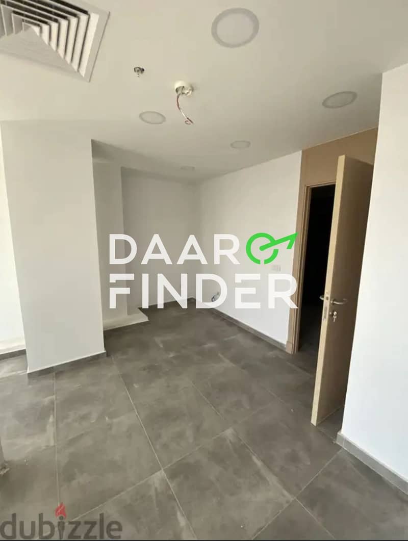 5 WhatsApp Image 2025-12-11 at 17.47. 17. jpeg