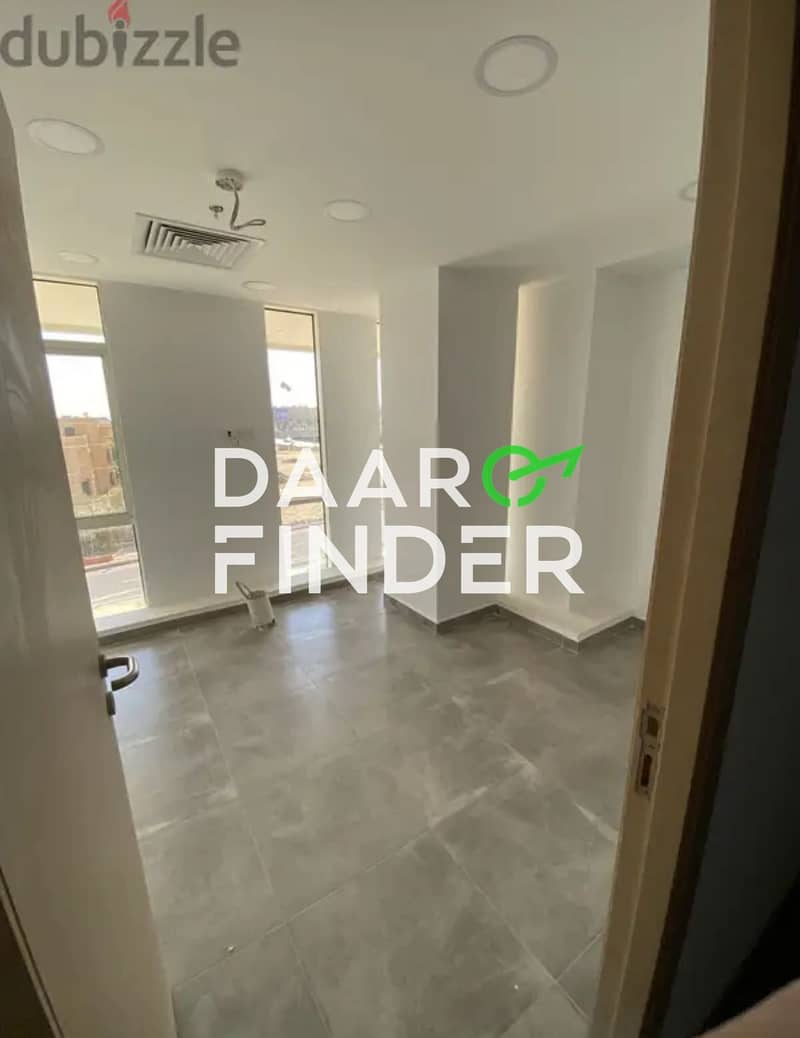 6 WhatsApp Image 2025-12-11 at 17.47. 16 (3). jpeg