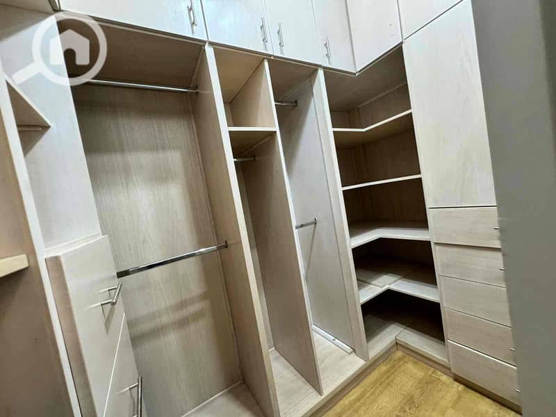 7 bba69545-a257-42b9-8ad4-125b062bf620. jpg