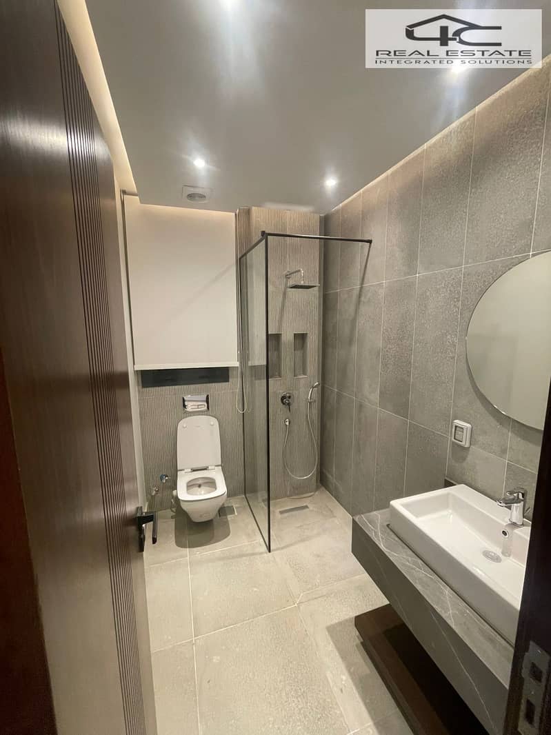 8 WhatsApp Image 2025-11-06 at 4.26. 45 PM. jpeg