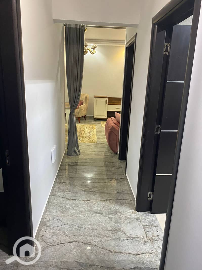 6 581c543f-f01a-4c8f-a2c6-8fc48f909a82. jpeg