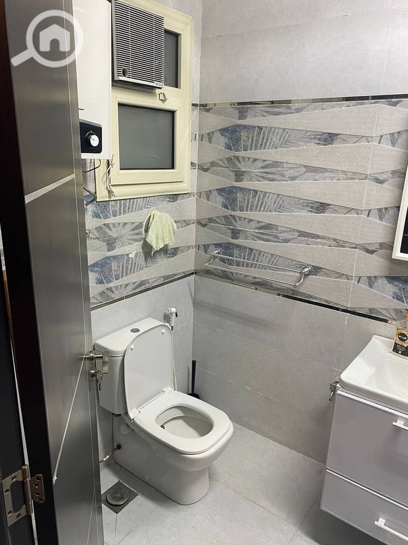 9 bc0a5ac3-9e67-4832-bced-337181897885. jpeg