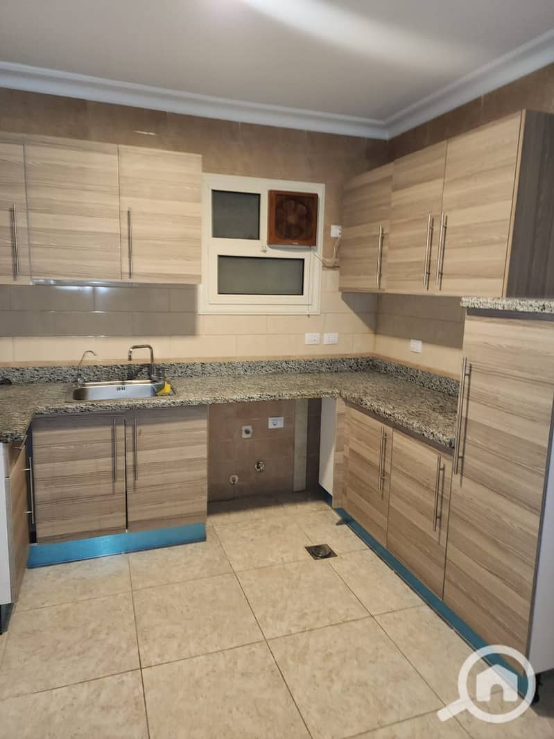 3 13a44db6-c511-409a-a752-b8fb60cb26d3. jpeg