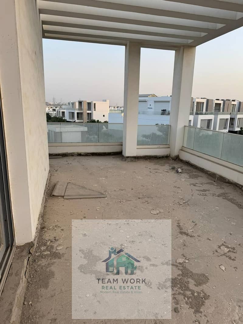 12 d386b6cf-2fdb-4a98-8441-0288bdc53d5a. jpg