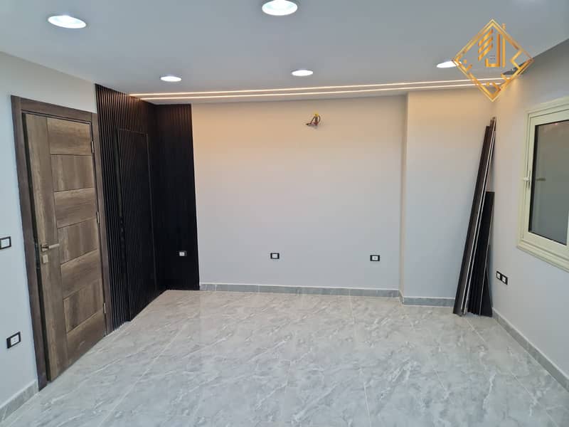 3 WhatsApp Image 2025-12-11 at 13.08. 27. jpeg