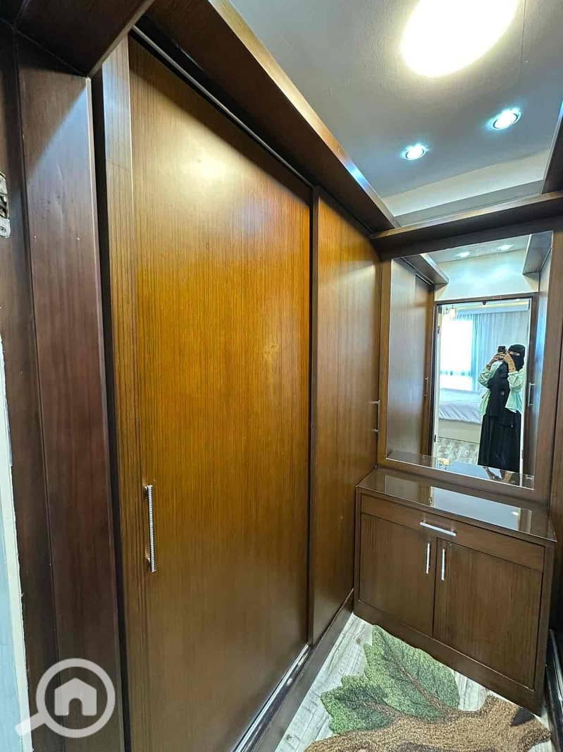 6 0531f14f-b0b3-40a4-8134-d75eb7d80b29. jpg