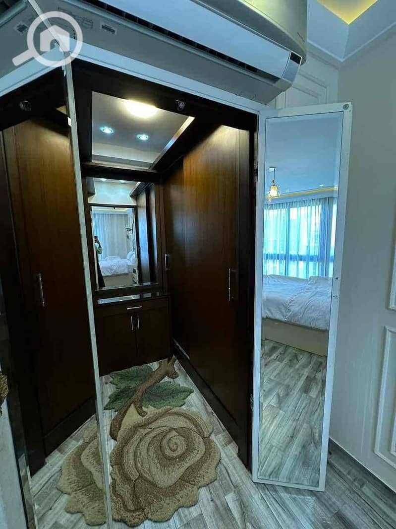 25 dae0ba68-bd7c-4c2a-81c1-0c91c30f596a. jpg