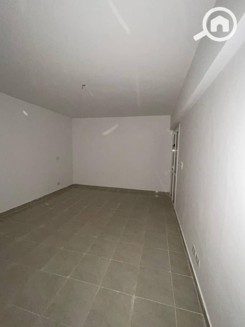 4 f25e0360-6fda-40bf-9037-287a055200ad. jpeg