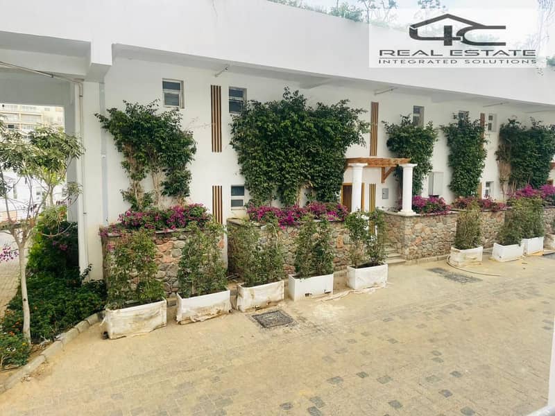 10 WhatsApp Image 2025-12-10 at 5.51. 59 PM (2). jpeg