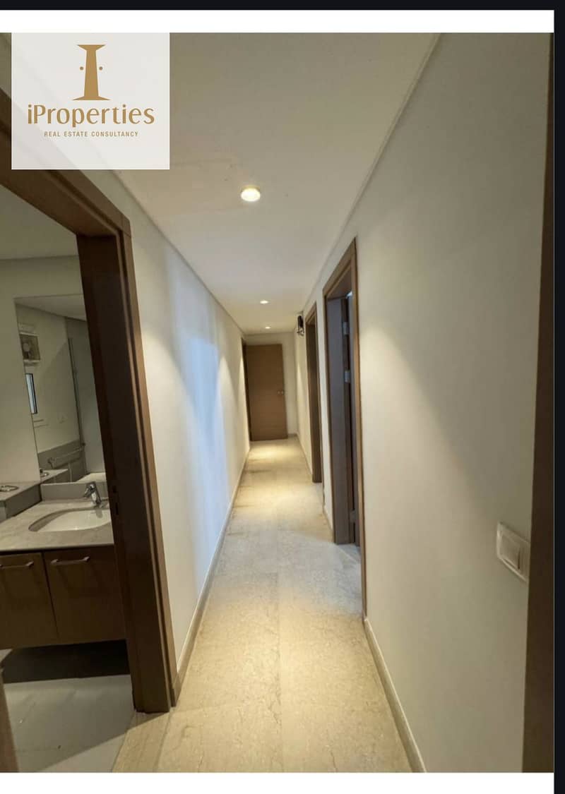 3 04f6b02d-06e6-42e5-8d78-c32aa9290a44. jpeg