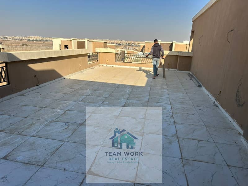 11 84f079e3-9a5b-4543-8f3b-811fabd9550a. jpg