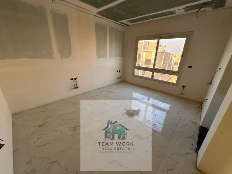 20 dcc74f49-d139-4b49-b1fa-521e4da2f0f5. jpg