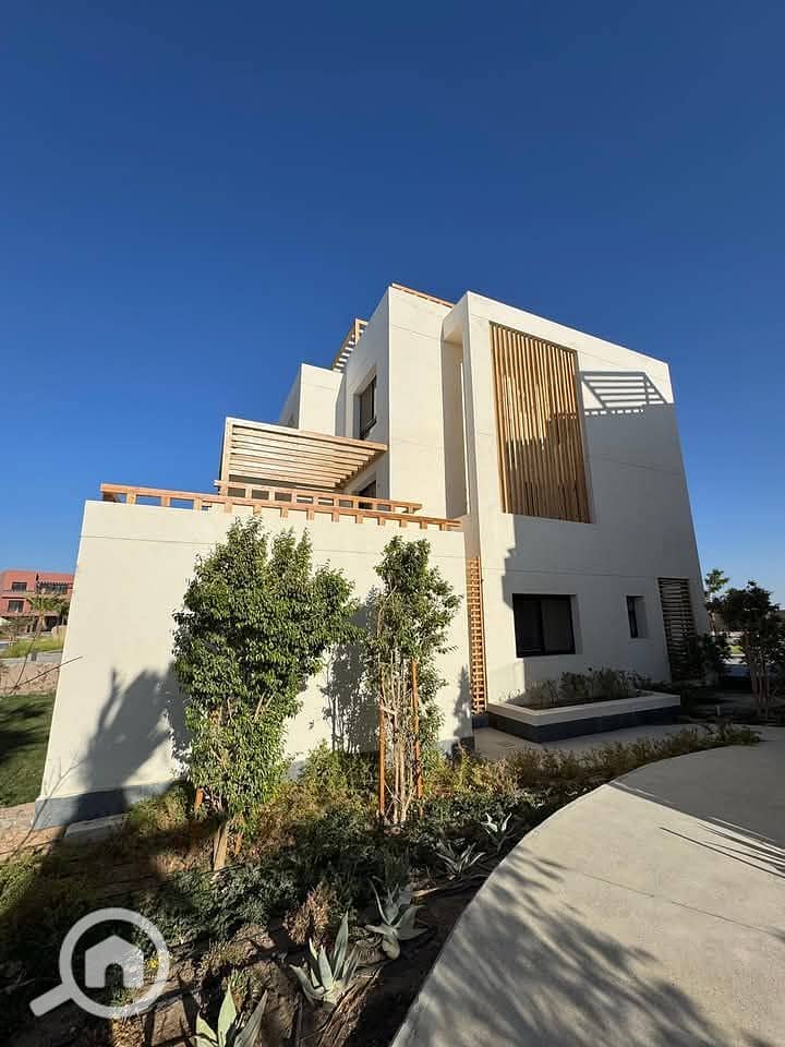 8 photo_2025-11-13_21-27-30 (2). jpg