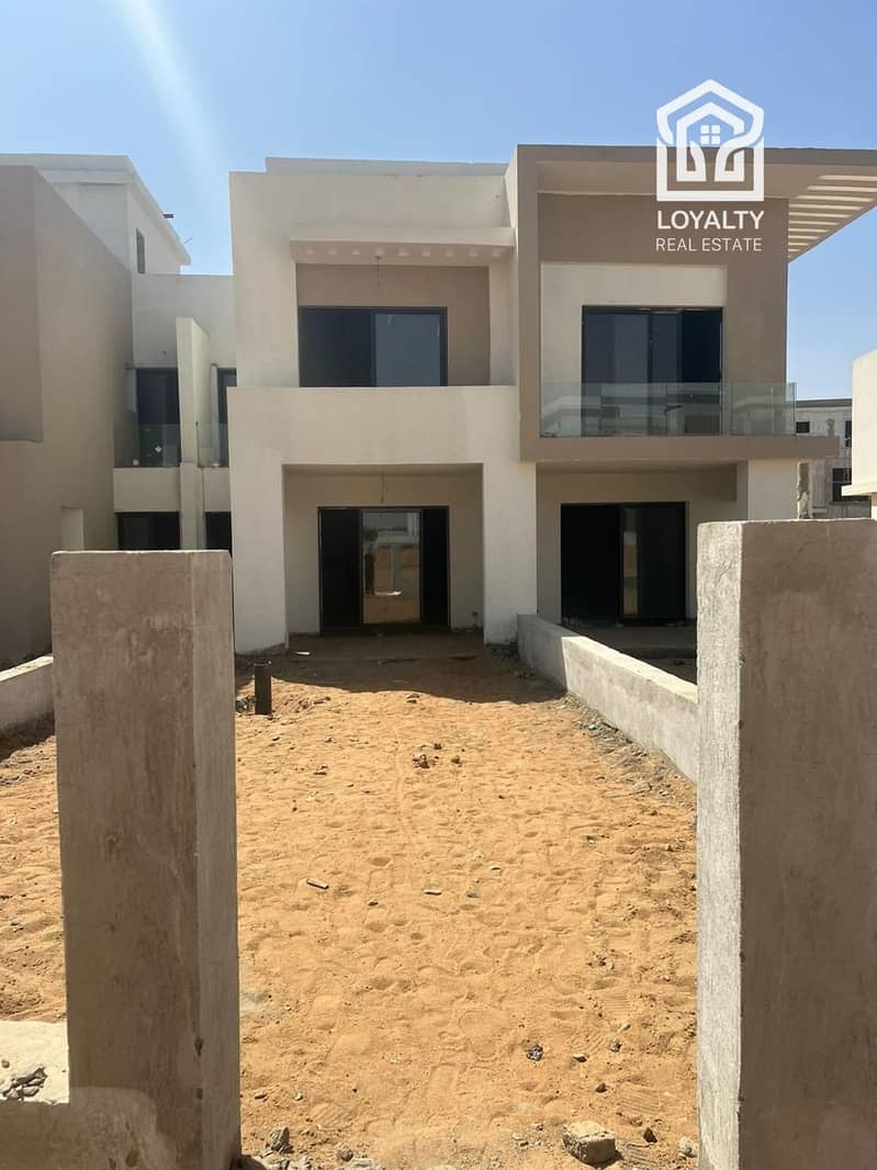 4 WhatsApp Image 2025-12-09 at 21.09. 07 (1). jpeg