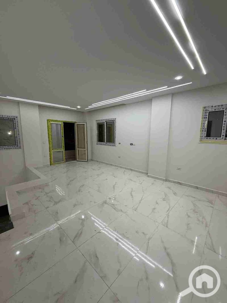 1000346756. jpg 1000346756. jpg