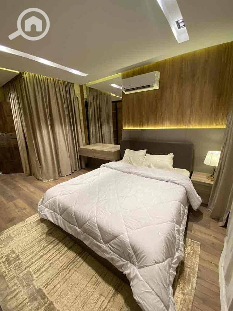 10 1426a4ec-5f1f-4a8e-842d-ca318b953132. jpg