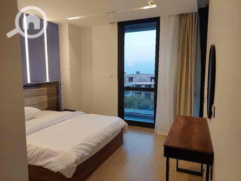 9 63f537c5-c5c6-4841-960b-8782a5796b04. jpg