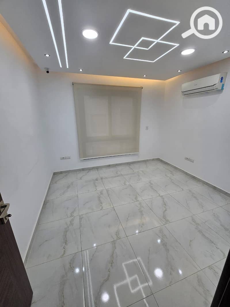 8 WhatsApp Image 2025-12-11 at 4.50. 12 PM (1). jpeg