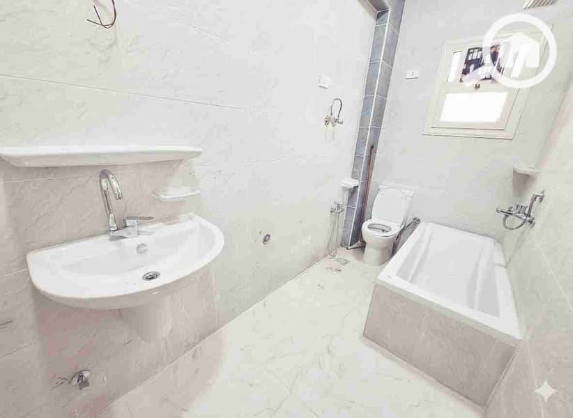 4 1764524806386. jpg