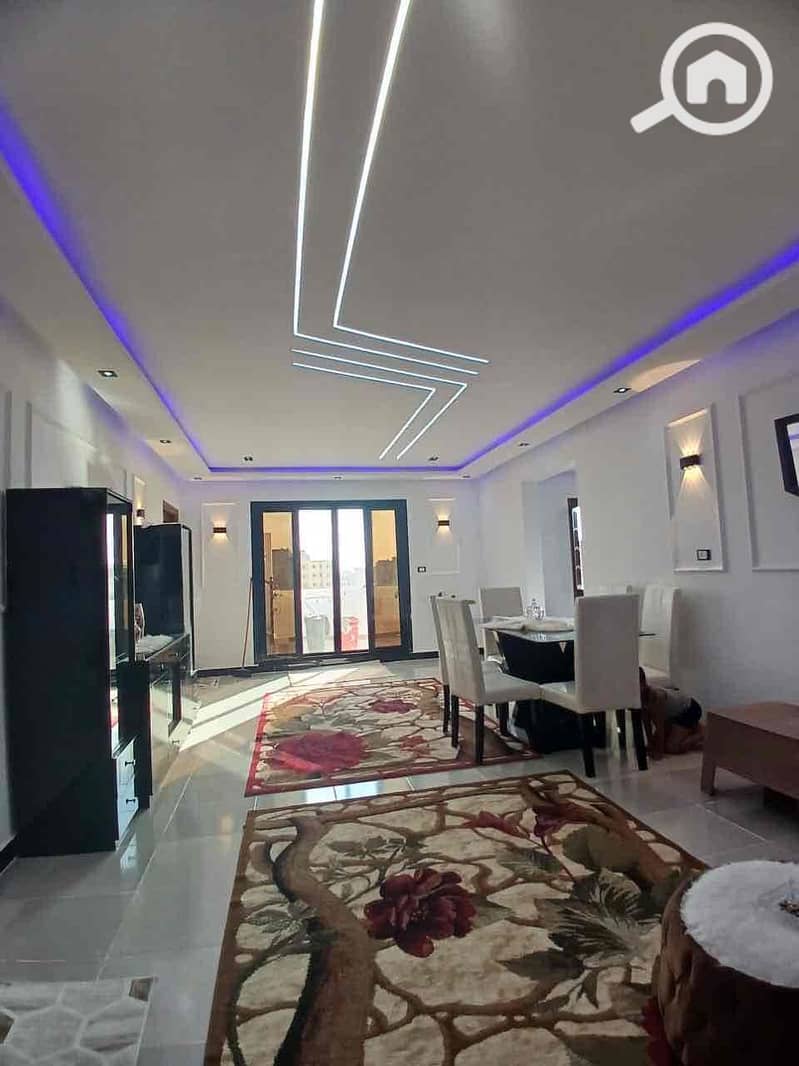 8 c5b8a971-6838-46c0-b94e-18abc2171b1b. jpg