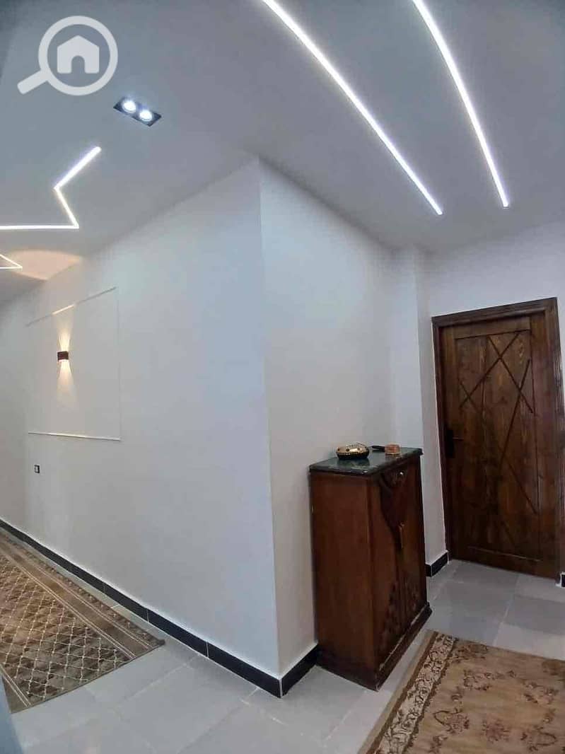 9 d74088d3-c352-4122-8e50-cea500363990. jpg