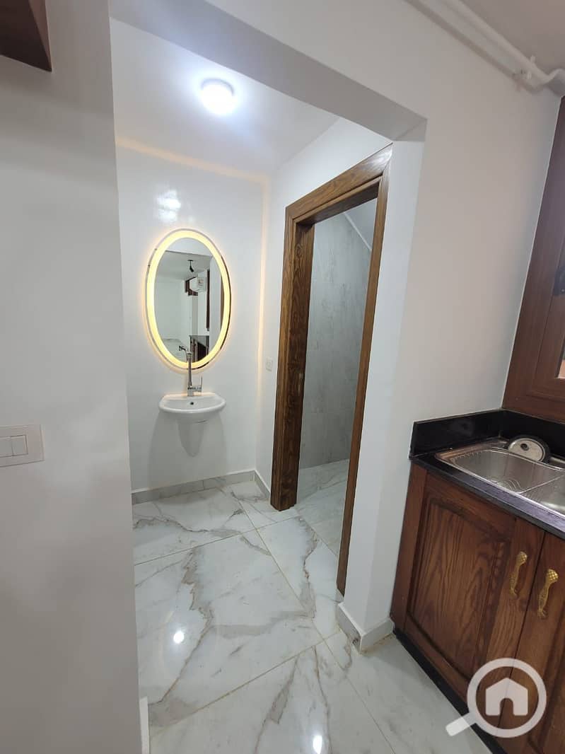 11 WhatsApp Image 2025-12-10 at 9.37. 13 AM (1). jpeg