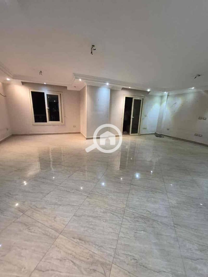 4 418aca4e-0051-48d2-9026-0d2b12ba8a50. jpg