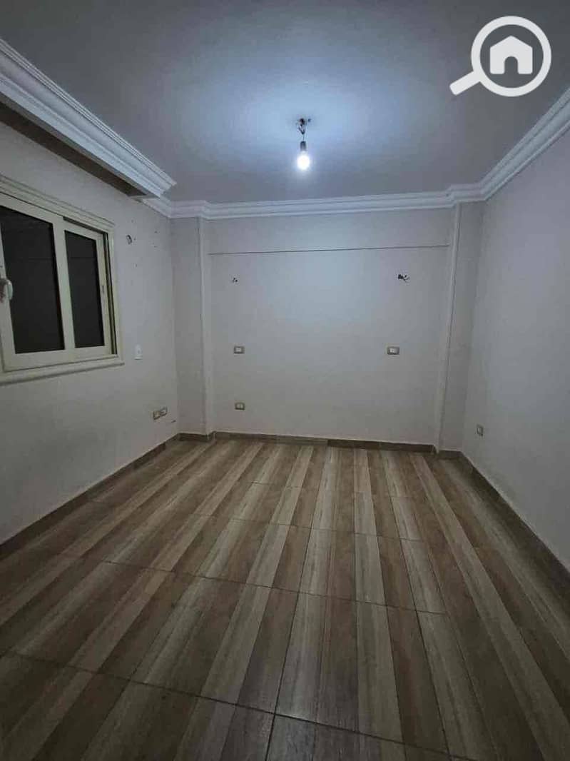 10 73b78e20-536c-4719-81fc-e3bad7b2bcf1. jpg