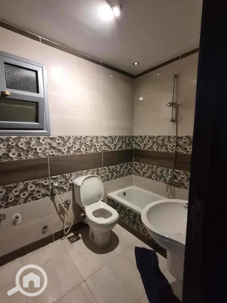 12 37d120e8-f090-49a4-ab8a-1c59d75b0399. jpg