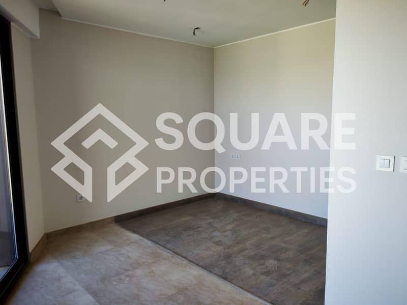 4 WhatsApp Image 2025-11-08 at 23.35. 40_c902a684. jpg