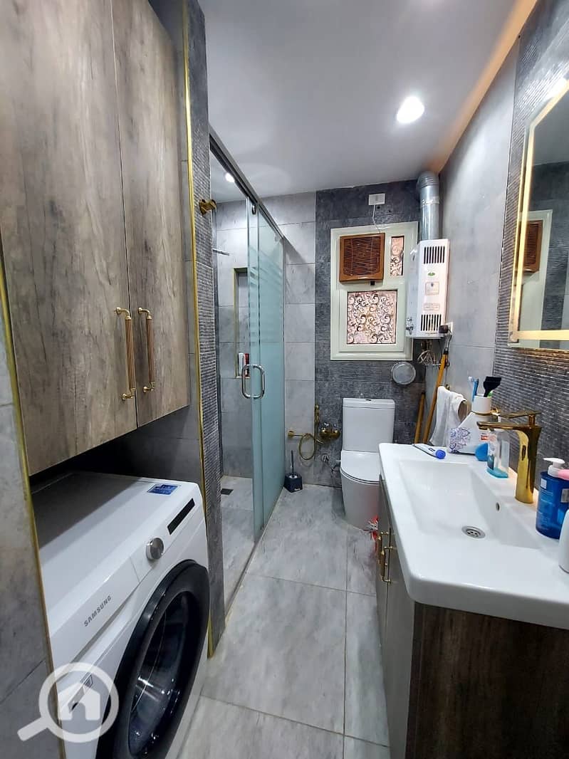 10 d38944d1-3ba7-435f-81e3-d7b419a1cec1. jpeg