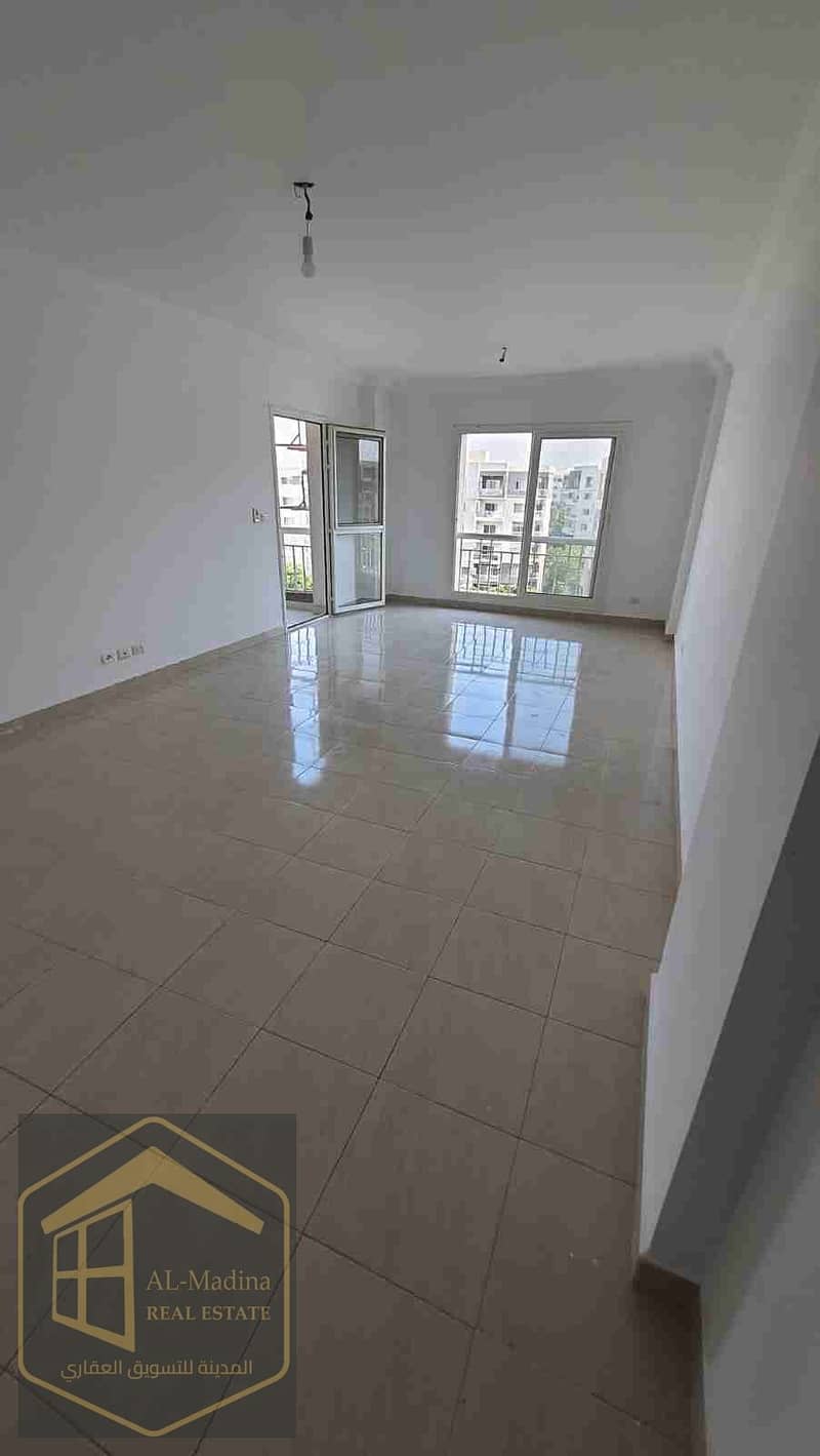 1000522905. jpg 1000522905. jpg