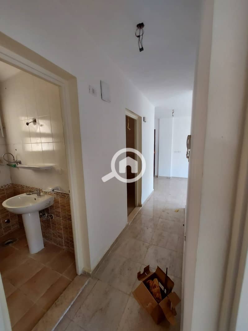 11 37d8934f-8264-44a5-b0d1-93695b1847a5. jpeg