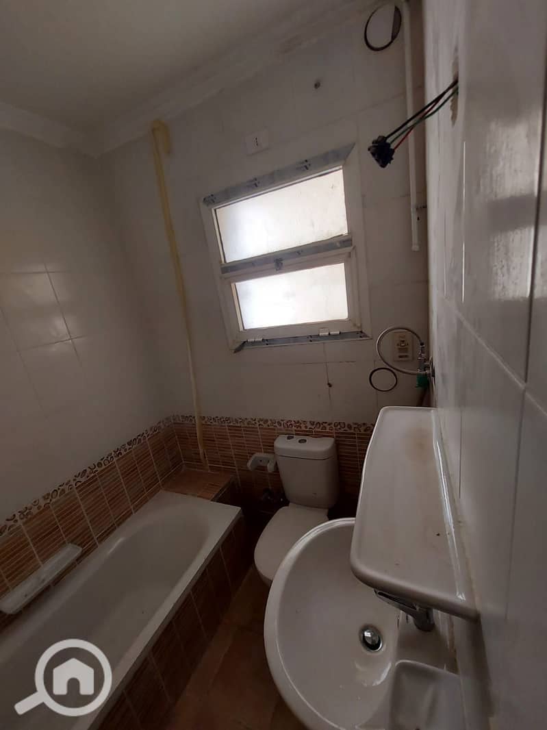 14 9d9bf6ae-3a13-4974-ba98-8b1559081153. jpeg