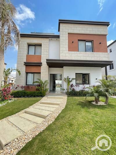 5 Bedroom Townhouse for Sale in New Cairo, Cairo - WhatsApp Image 2025-12-11 at 20.30. 09. jpeg