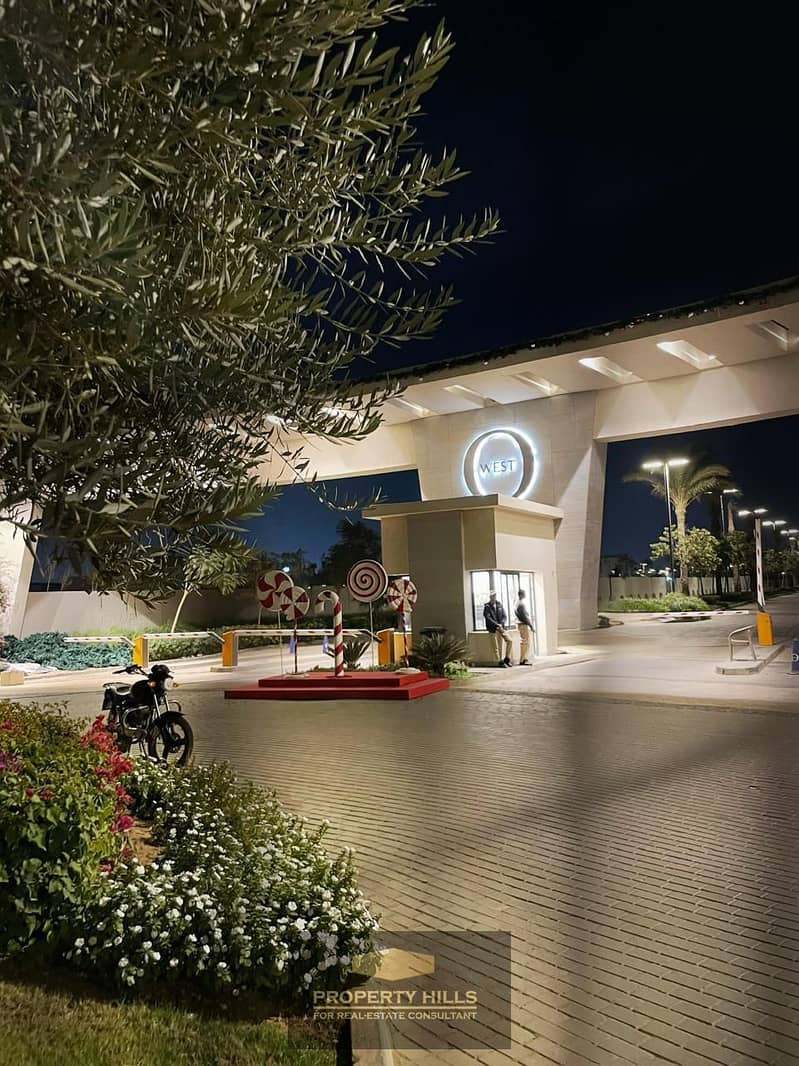 17 PHOTO-2025-05-02-21-20-49. jpg