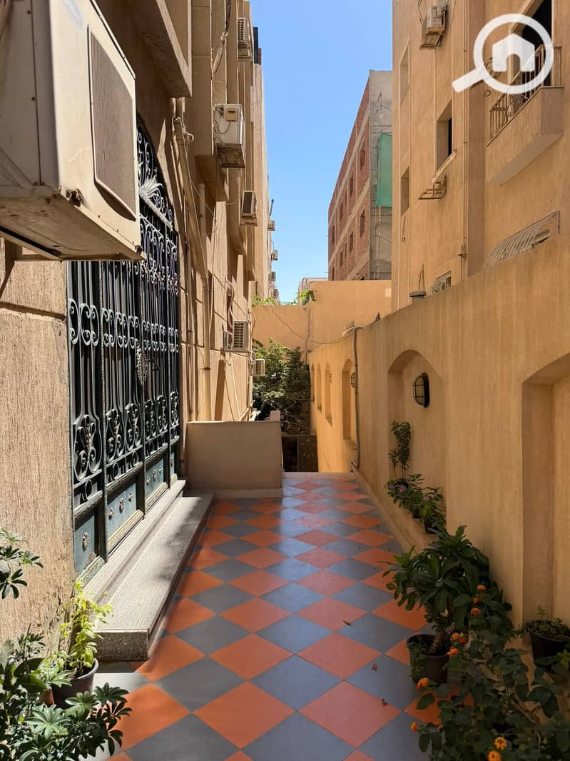 3 0c0fd388-2e49-46cf-9647-fe0b1a38f630. jpg