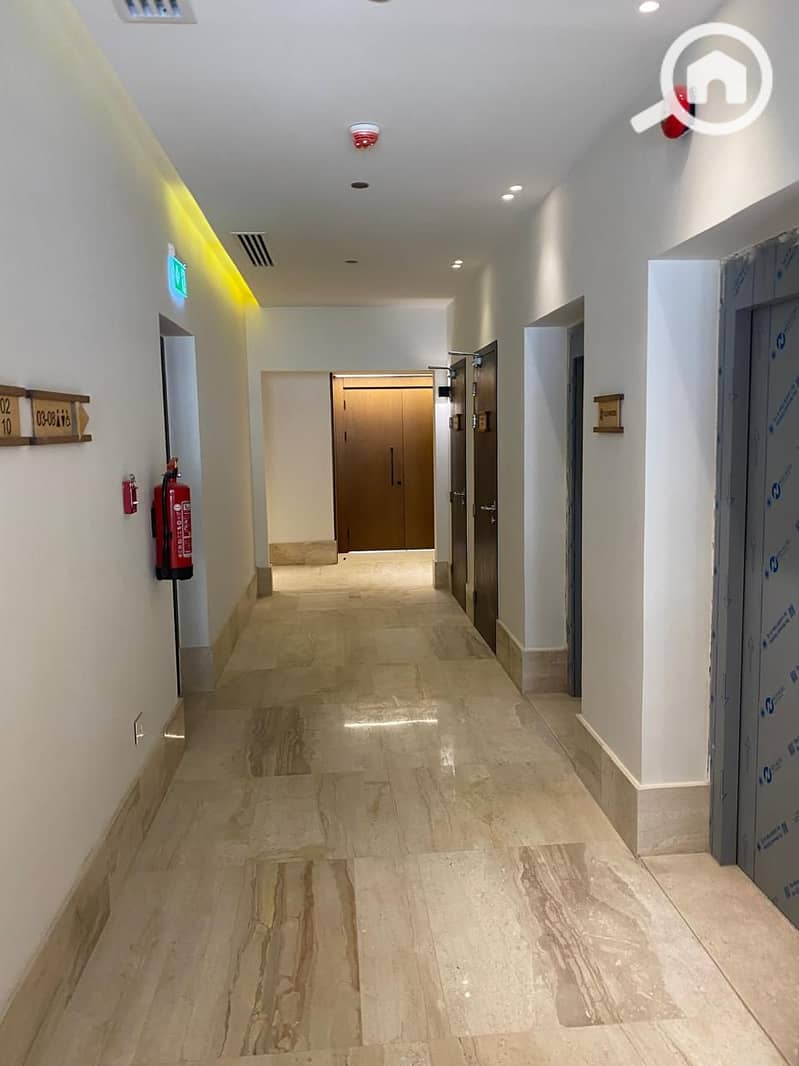 4 WhatsApp Image 2025-12-09 at 9.10. 05 PM (2). jpeg