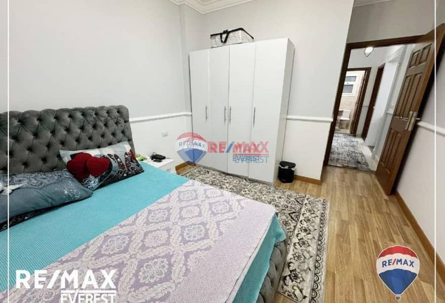 8 ea94b3f0-ee54-4874-b139-7d752efddf3e. jpg