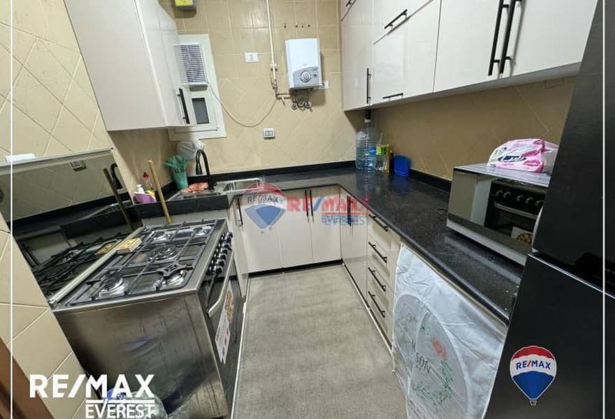 12 a8362c74-17c1-4f33-b4f5-e6d472222bde. jpg