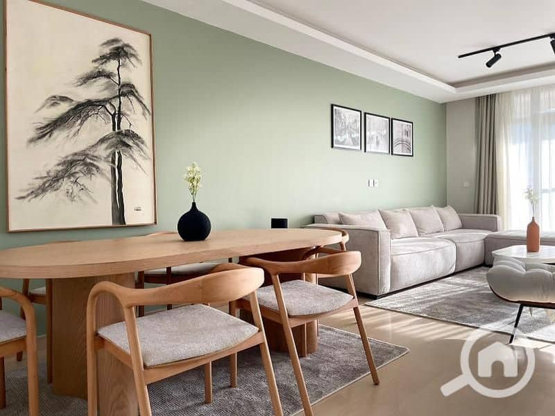 12 e2bab433-0693-45c0-b87d-63280ad5646e. jpg