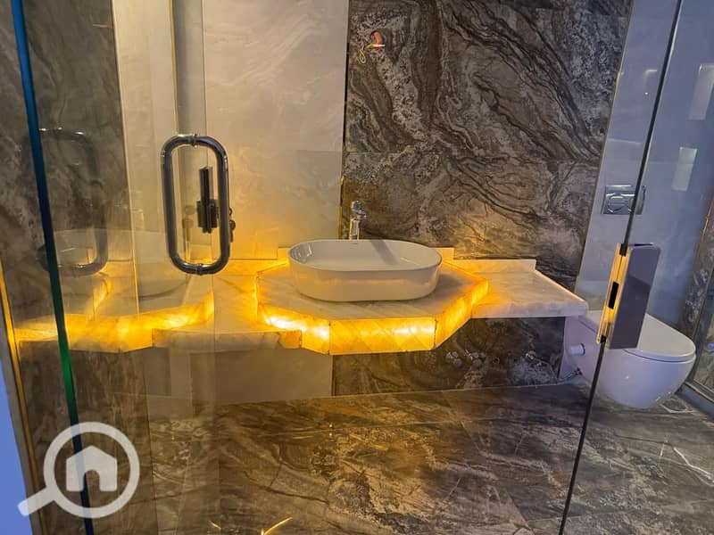 8 29a40955-2b47-4d28-99ab-3a4d6b22b685. jpg