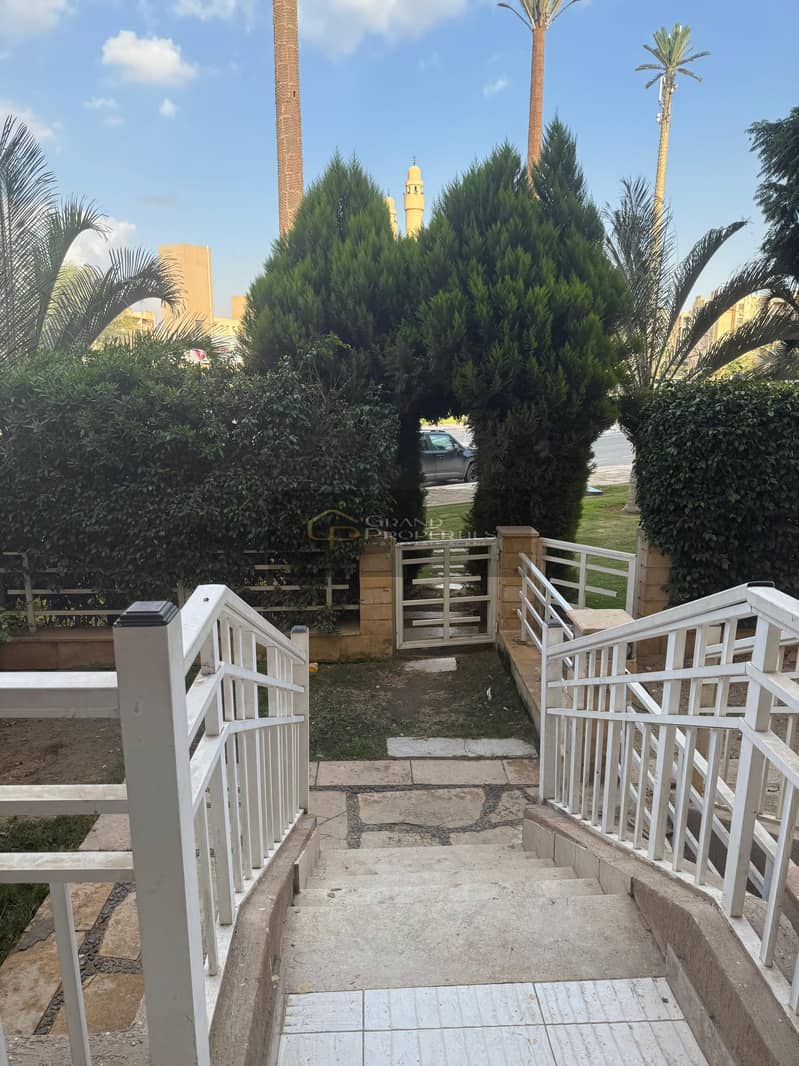 2 94e3446d-54c1-4200-8f4a-cacf5430693b. jpg