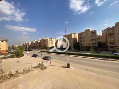 4 Bedroom Flat for Sale in 6th of October, Giza - IMG_8392. jpg