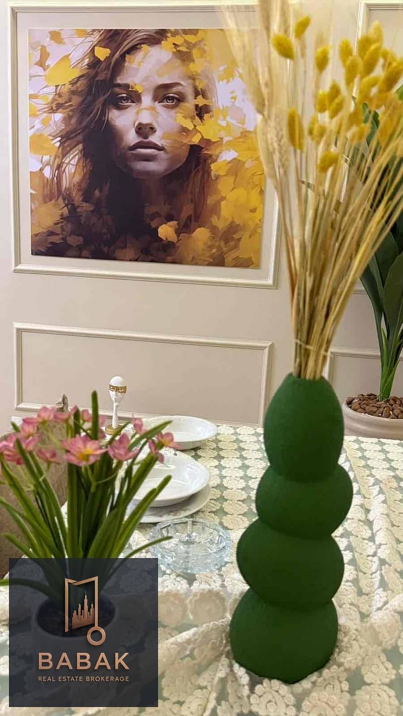 4 c1b0e901-0b48-4c21-bf4c-99705df9c40a. jpg