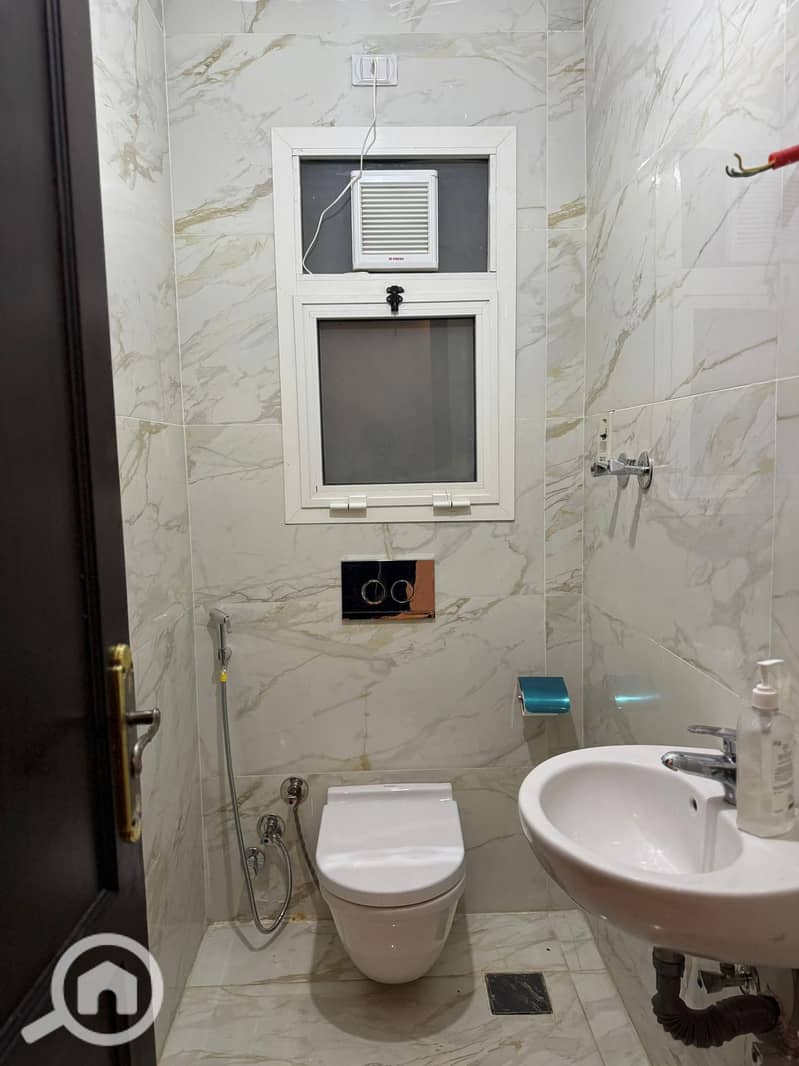 10 WhatsApp Image 2025-12-06 at 1.19. 52 PM (5). jpeg