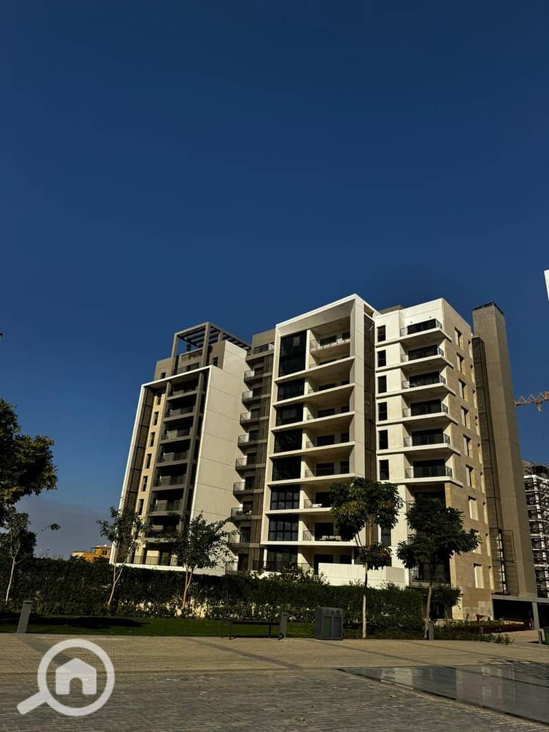 8 WhatsApp Image 2025-05-10 at 14.39. 35 (1). jpeg