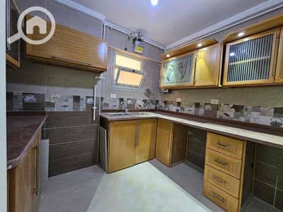 فلیٹ 4 غرف نوم للايجار في سابا باشا، الإسكندرية - 2f034bc8-0fca-4552-892a-5909c3fa2b4a. jpg فلیٹ 4 غرف نوم للايجار في سابا باشا، الإسكندرية - 2f034bc8-0fca-4552-892a-5909c3fa2b4a. jpg