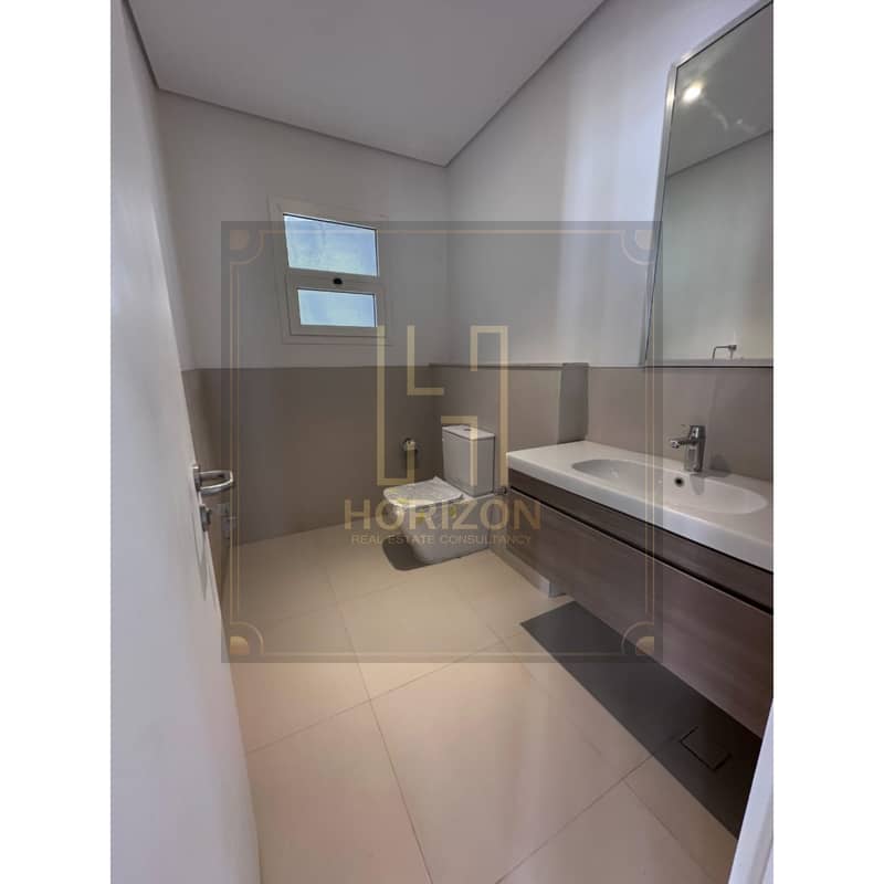 5 WhatsApp Image 2025-12-11 at 4.19. 24 PM (2). jpg